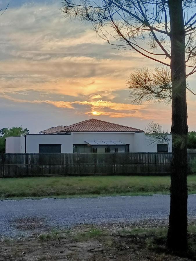 Suite Privative De 28M2 Climatisee, Proche Plage Et Commerces Audenge Exteriér fotografie