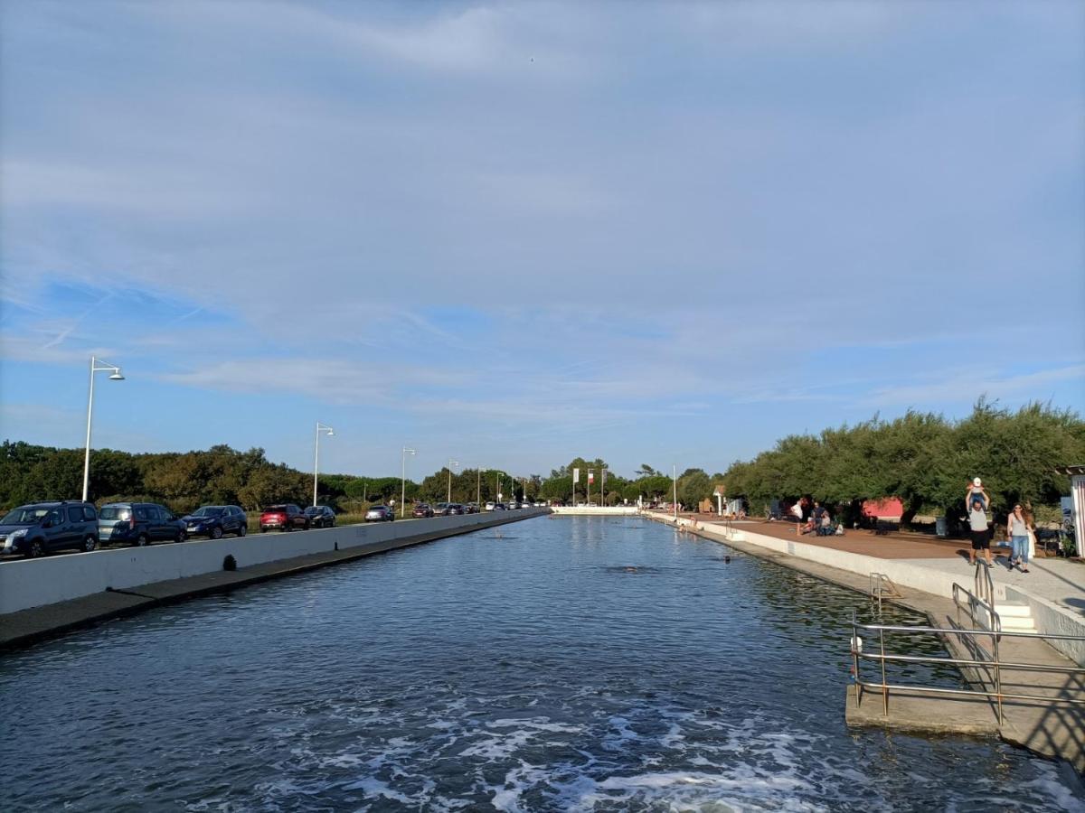 Suite Privative De 28M2 Climatisee, Proche Plage Et Commerces Audenge Exteriér fotografie